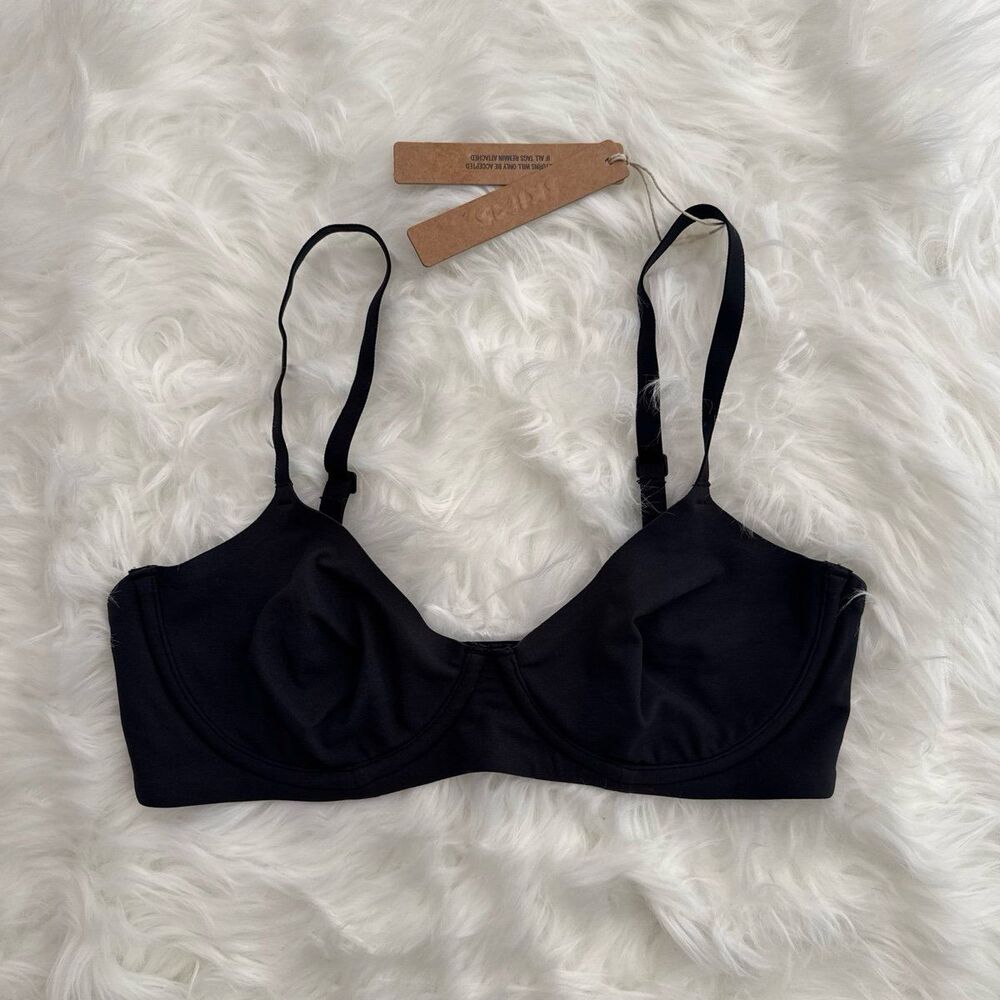 SKIMS Black Underwire Bralette